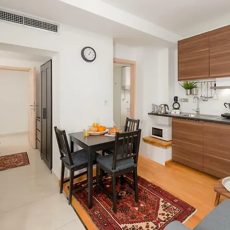 Astudio Apartment *
